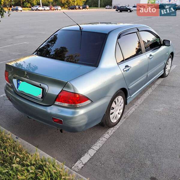 Седан Mitsubishi Lancer 2006 в Запорожье