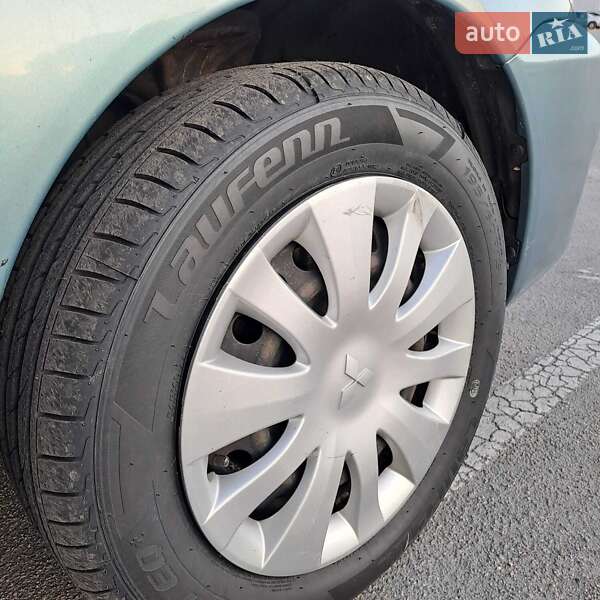 Седан Mitsubishi Lancer 2006 в Запорожье