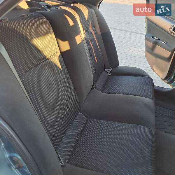 Седан Mitsubishi Lancer 2006 в Запорожье