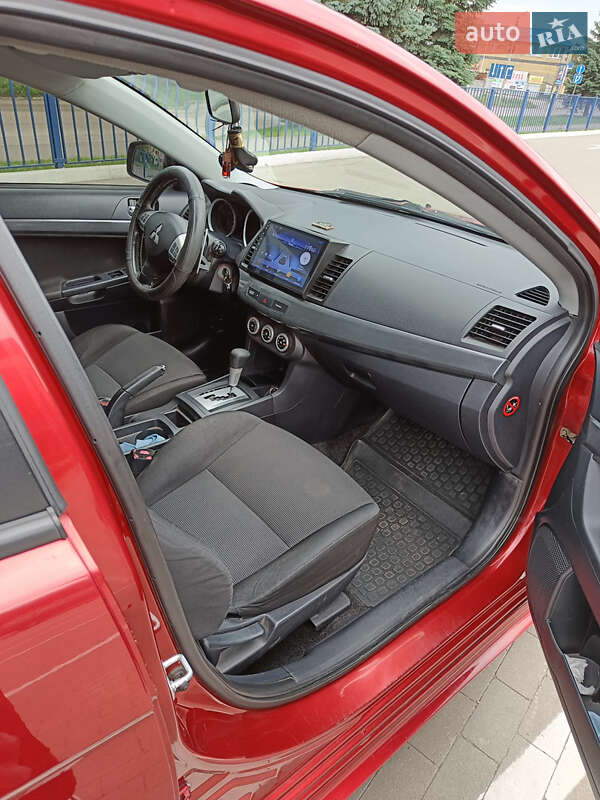 Седан Mitsubishi Lancer 2008 в Прилуках
