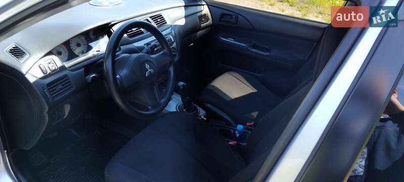 Седан Mitsubishi Lancer 2006 в Житомире
