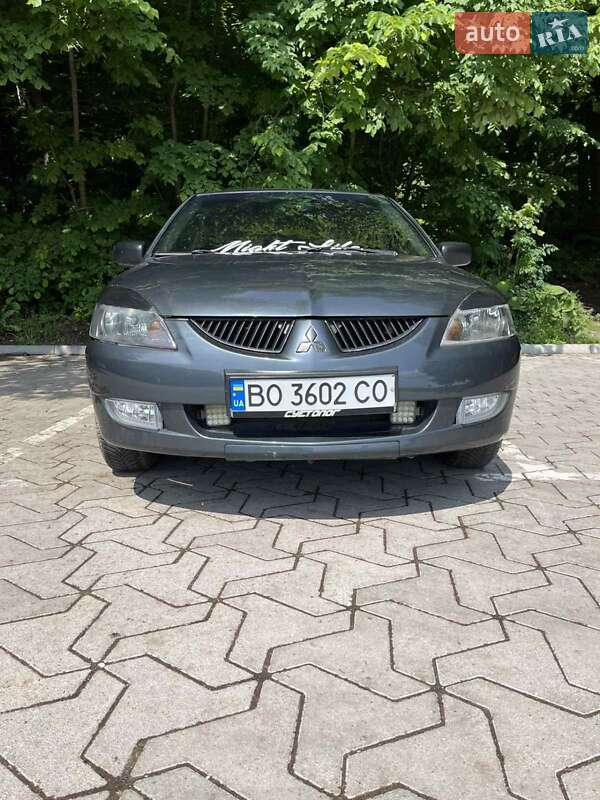 Седан Mitsubishi Lancer 2004 в Тернополе