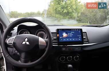 Седан Mitsubishi Lancer 2013 в 