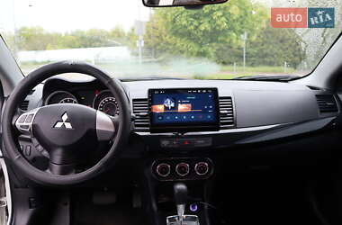 Седан Mitsubishi Lancer 2013 в 
