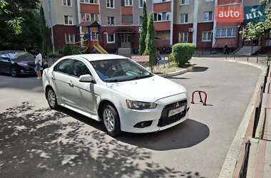 Седан Mitsubishi Lancer 2013 в Киеве