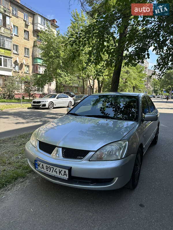 Mitsubishi Lancer 2005