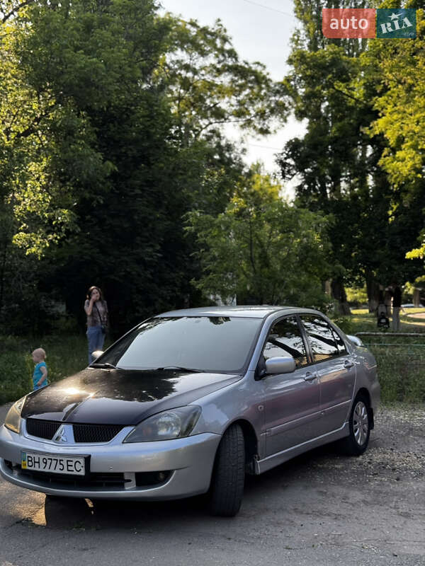Седан Mitsubishi Lancer 2006 в Одессе