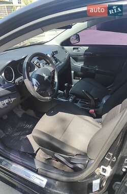 Седан Mitsubishi Lancer 2012 в 