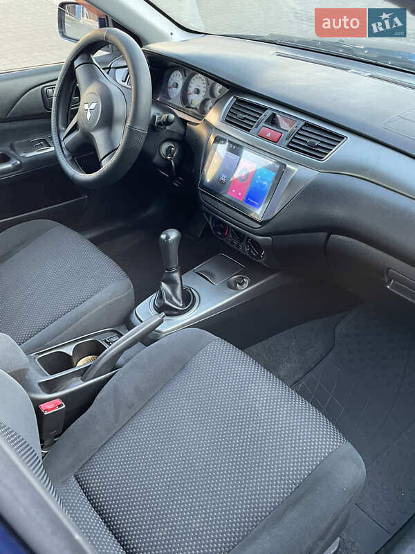 Седан Mitsubishi Lancer 2008 в Полтаве