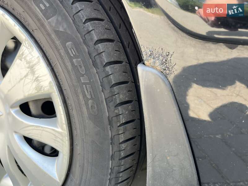 Седан Mitsubishi Lancer 2008 в Киеве