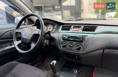 Седан Mitsubishi Lancer 2005 в 