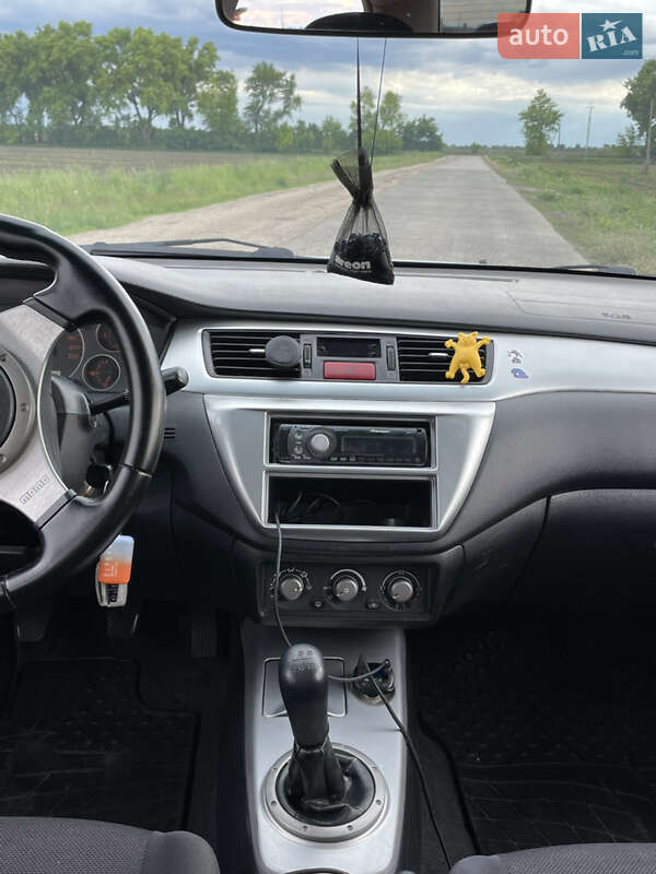 Седан Mitsubishi Lancer 2006 в Кагарлыке