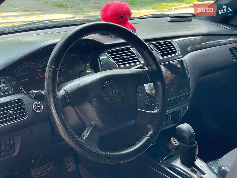 Седан Mitsubishi Lancer 2003 в Киеве