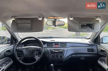 Универсал Mitsubishi Lancer 2003 в 