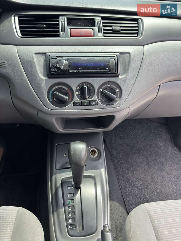 Седан Mitsubishi Lancer 2005 в Одессе фото 3 Седан Mitsubishi Lancer 2005 в Одессе