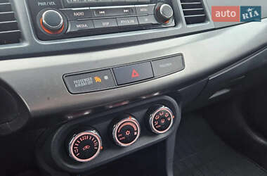 Седан Mitsubishi Lancer 2012 в 