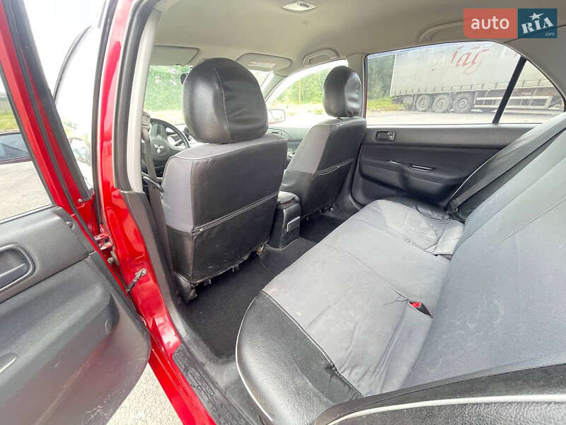 Седан Mitsubishi Lancer 2008 в Черкассах
