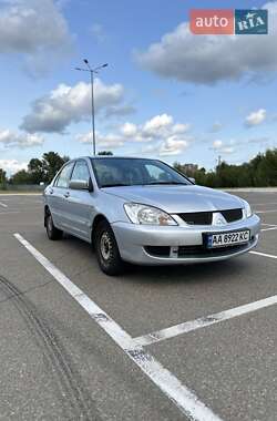 Седан Mitsubishi Lancer 2006 в Киеве