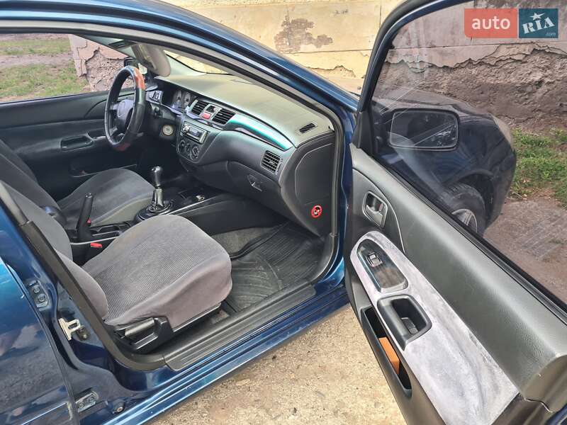 Седан Mitsubishi Lancer 2005 в Мукачево