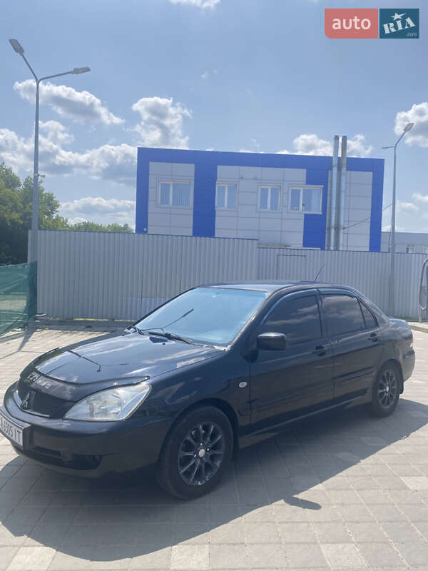 Седан Mitsubishi Lancer 2006 в Черкасах
