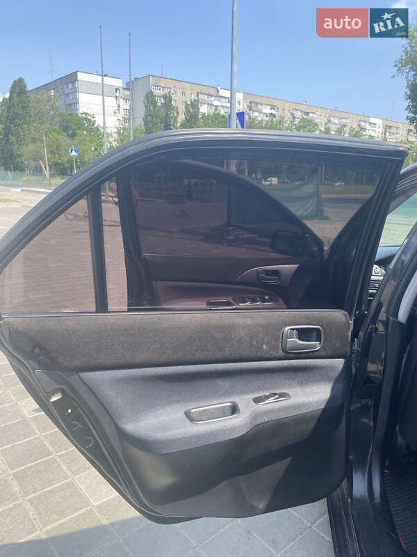 Седан Mitsubishi Lancer 2006 в Черкасах
