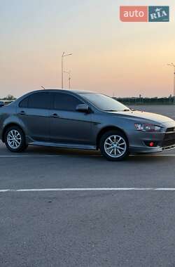 Седан Mitsubishi Lancer 2011 в 