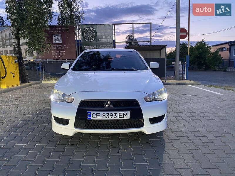 Седан Mitsubishi Lancer 2010 в Чернівцях