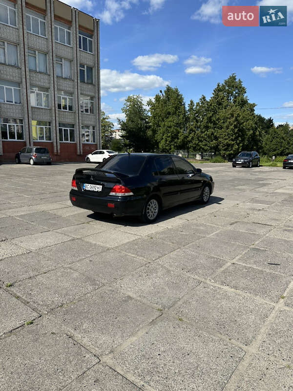 Седан Mitsubishi Lancer 2006 в Львове
