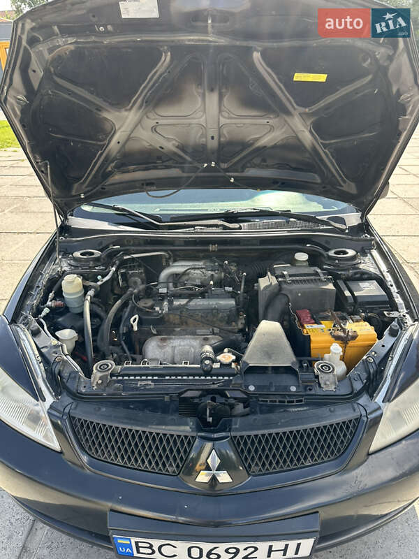 Седан Mitsubishi Lancer 2006 в Львове