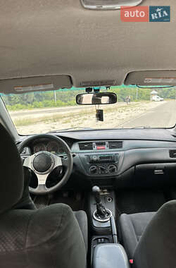 Седан Mitsubishi Lancer 2004 в 