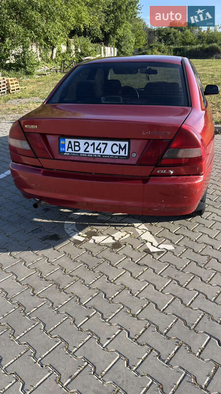 Седан Mitsubishi Lancer 1996 в Виннице