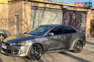 Седан Mitsubishi Lancer 2017 в 