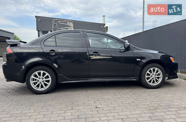 Седан Mitsubishi Lancer 2010 в 