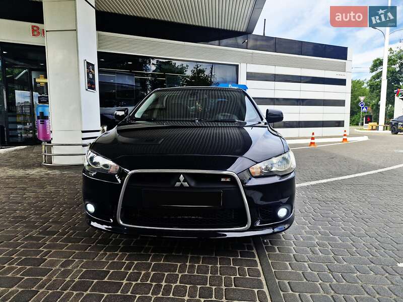 Седан Mitsubishi Lancer 2008 в Киеве