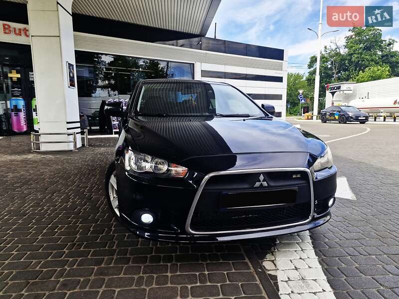 Седан Mitsubishi Lancer 2008 в Киеве
