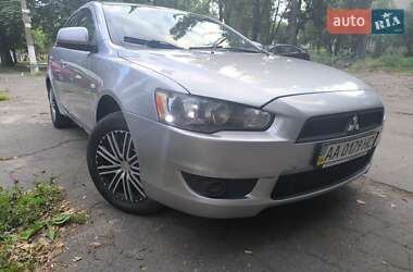 Седан Mitsubishi Lancer 2008 в Киеве