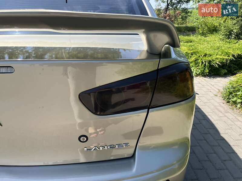 Седан Mitsubishi Lancer 2008 в Тальном