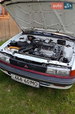 Седан Mitsubishi Lancer 1987 в 