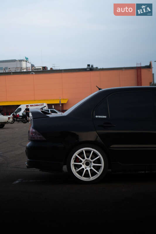 Седан Mitsubishi Lancer 2006 в Гайсину