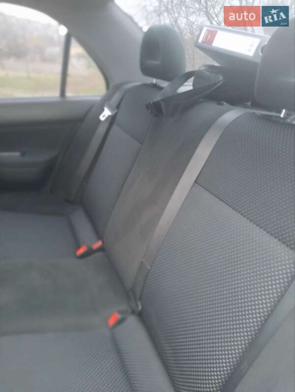 Седан Mitsubishi Lancer 2007 в Кривом Роге фото 18 Седан Mitsubishi Lancer 2007 в Кривом Роге