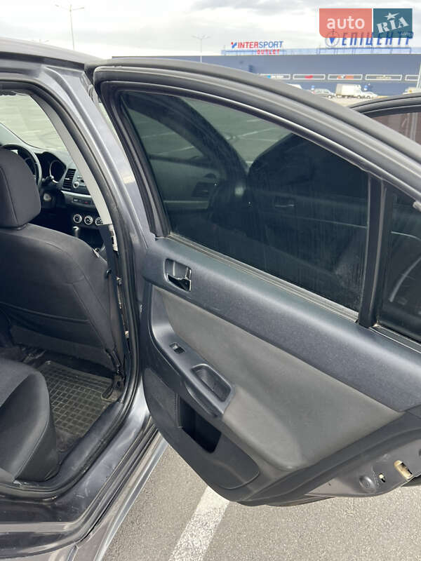 Седан Mitsubishi Lancer 2007 в Днепре