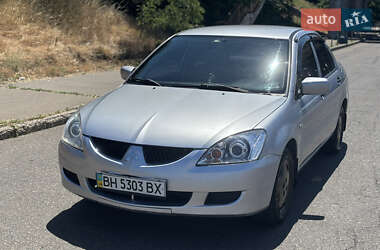 Седан Mitsubishi Lancer 2004 в Одессе