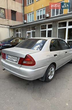 Седан Mitsubishi Lancer 1996 в 