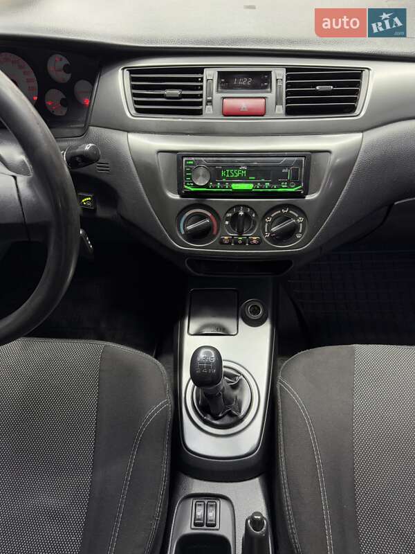 Седан Mitsubishi Lancer 2007 в Одесі фото 26 Седан Mitsubishi Lancer 2007 в Одесі