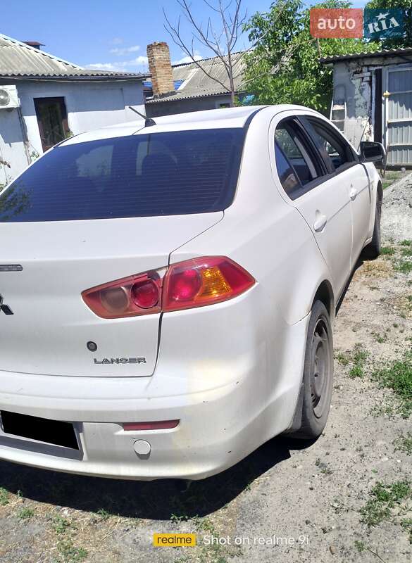 Седан Mitsubishi Lancer 2008 в Павлограде
