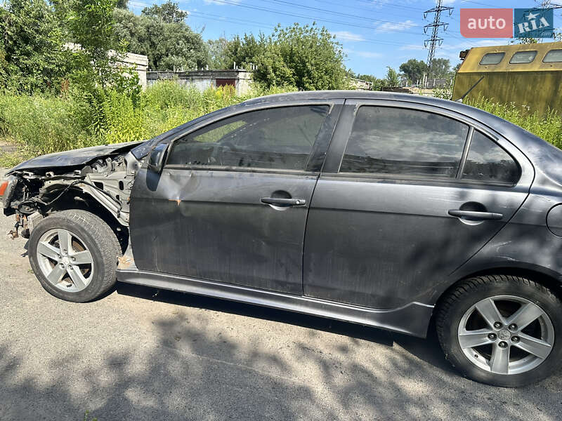 Седан Mitsubishi Lancer 2008 в Киеве