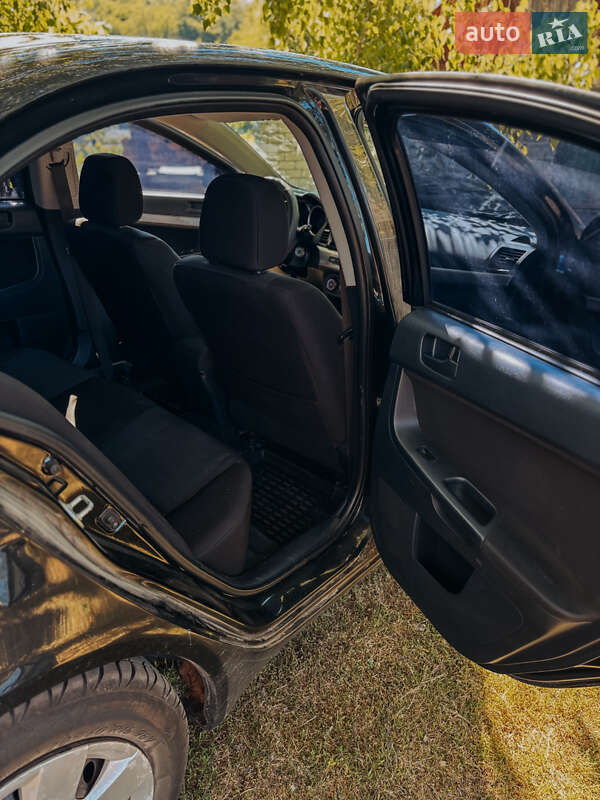 Седан Mitsubishi Lancer 2008 в Черкассах