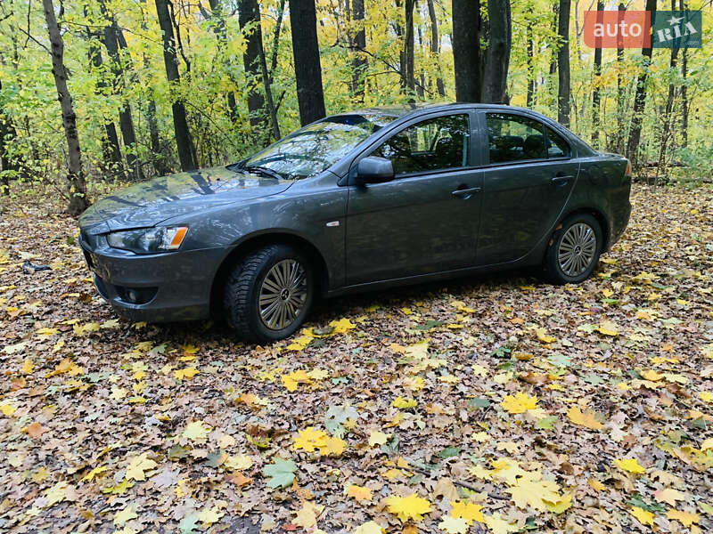 Седан Mitsubishi Lancer 2011 в Балте
