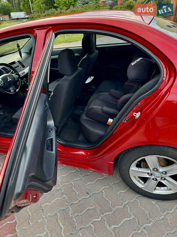 Седан Mitsubishi Lancer 2008 в Українці