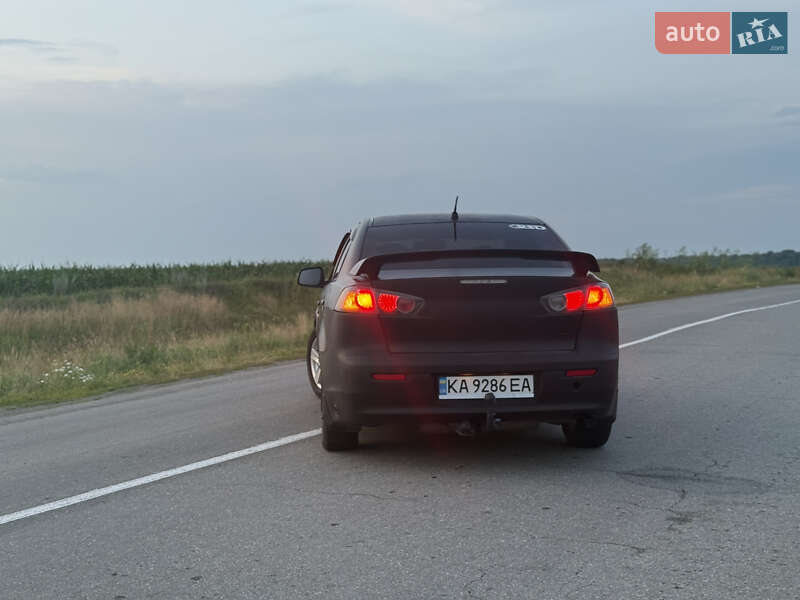 Седан Mitsubishi Lancer 2009 в Старокостянтинові